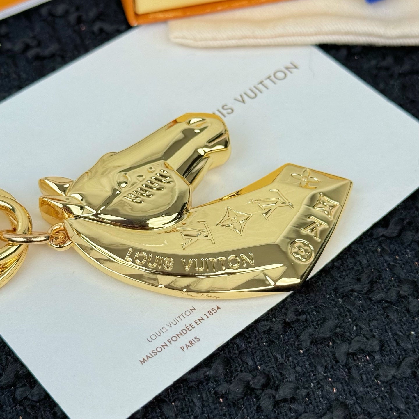 A1R46E32 Popular bag 's charms accessories