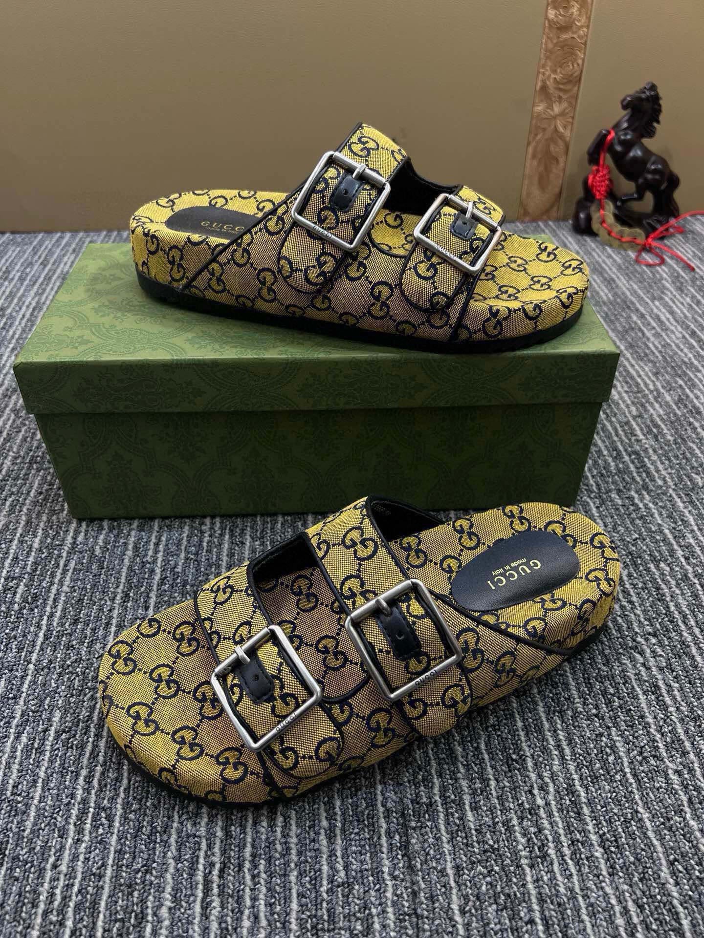 Z5QB17  Popular shoes