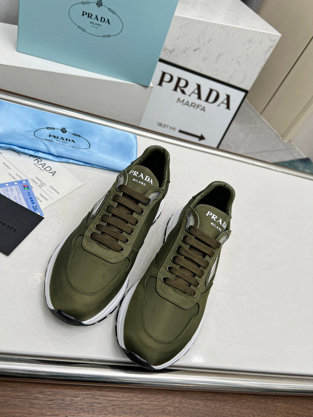 Z2Q95P92 Popular high-quality shoes