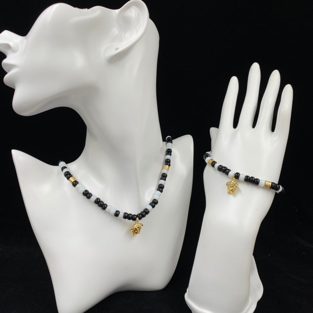 X1R75V59X Popular    Necklaces . Bracelets