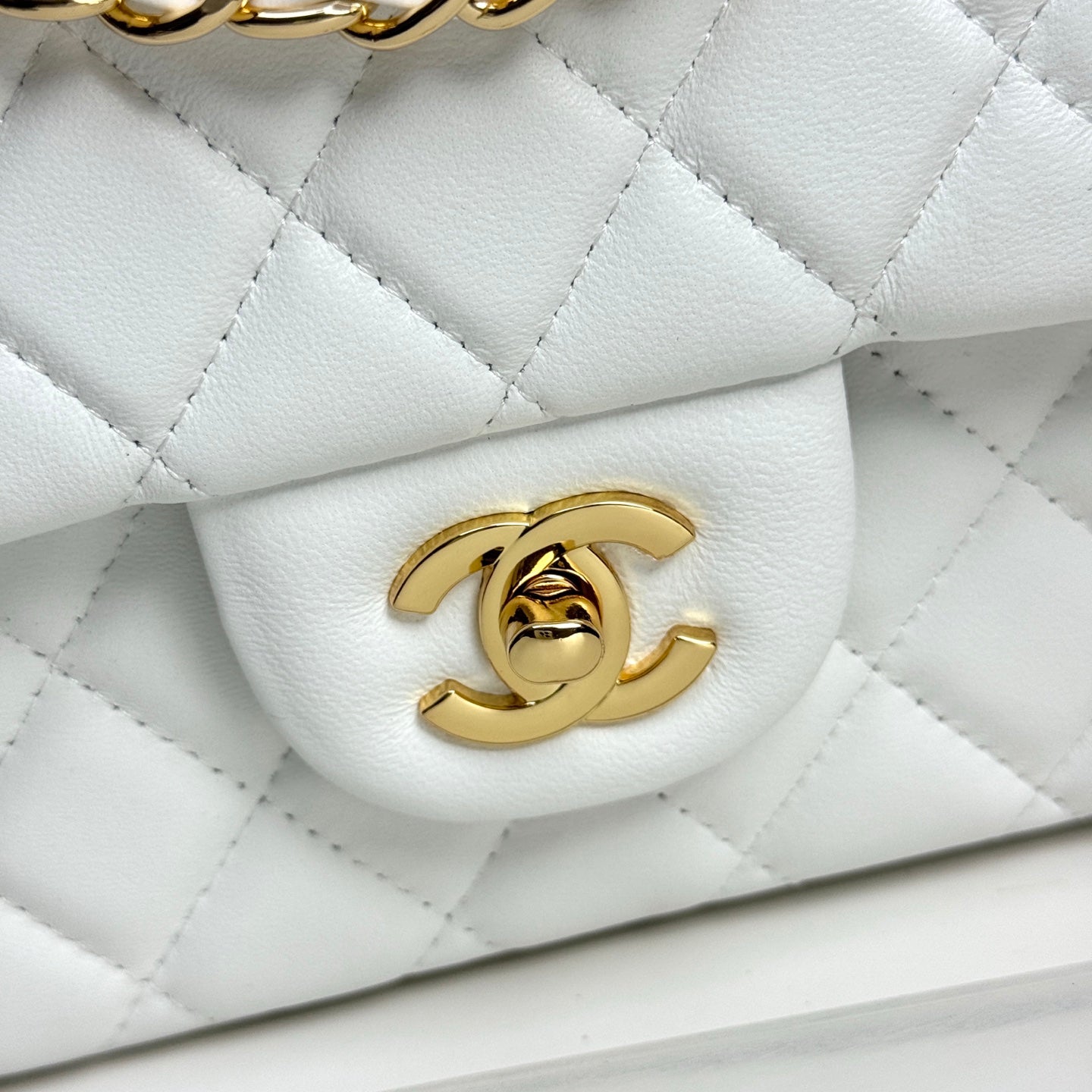 B1R76C15 Popular leather bag