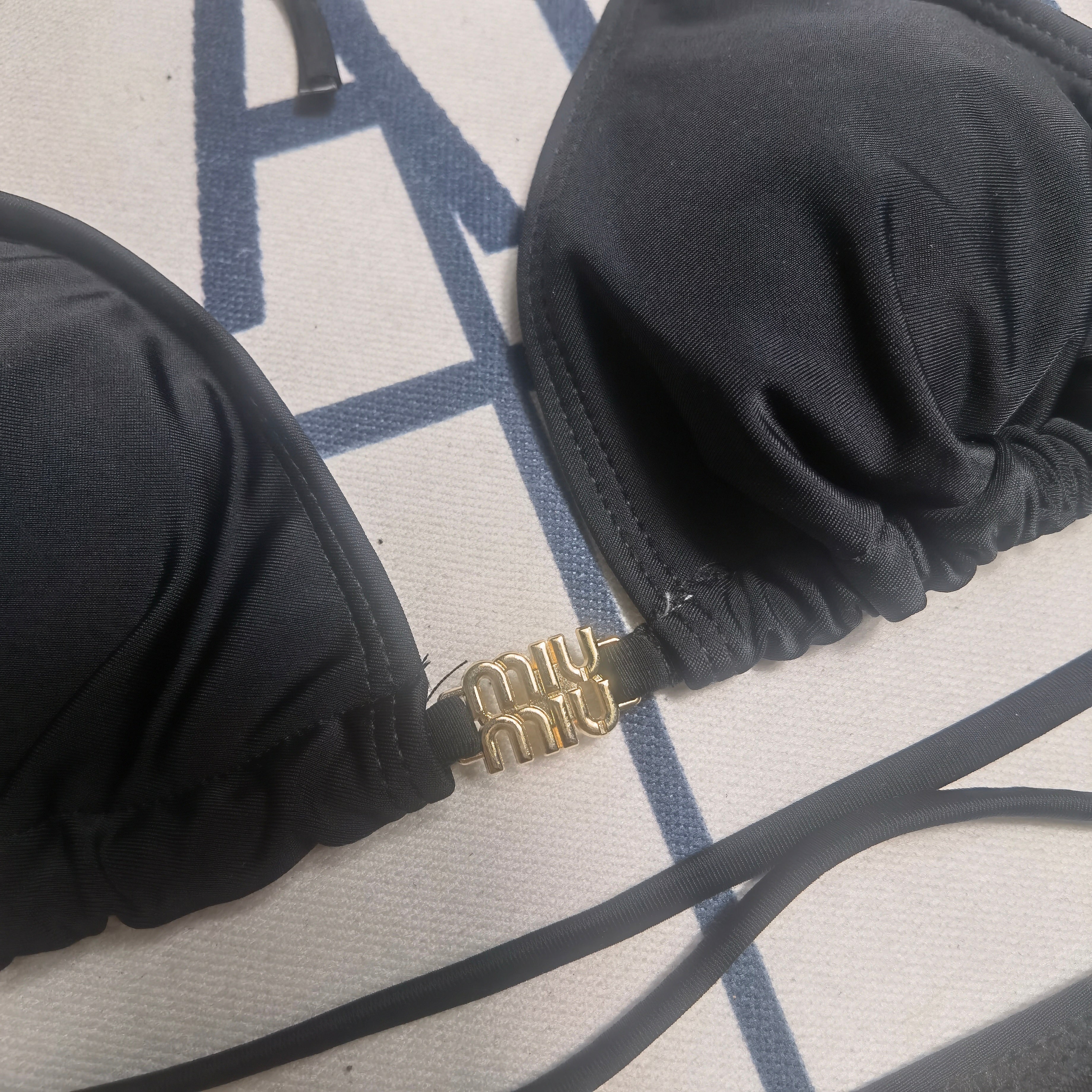 Y1R46A126 Popular Bikini swimsuit