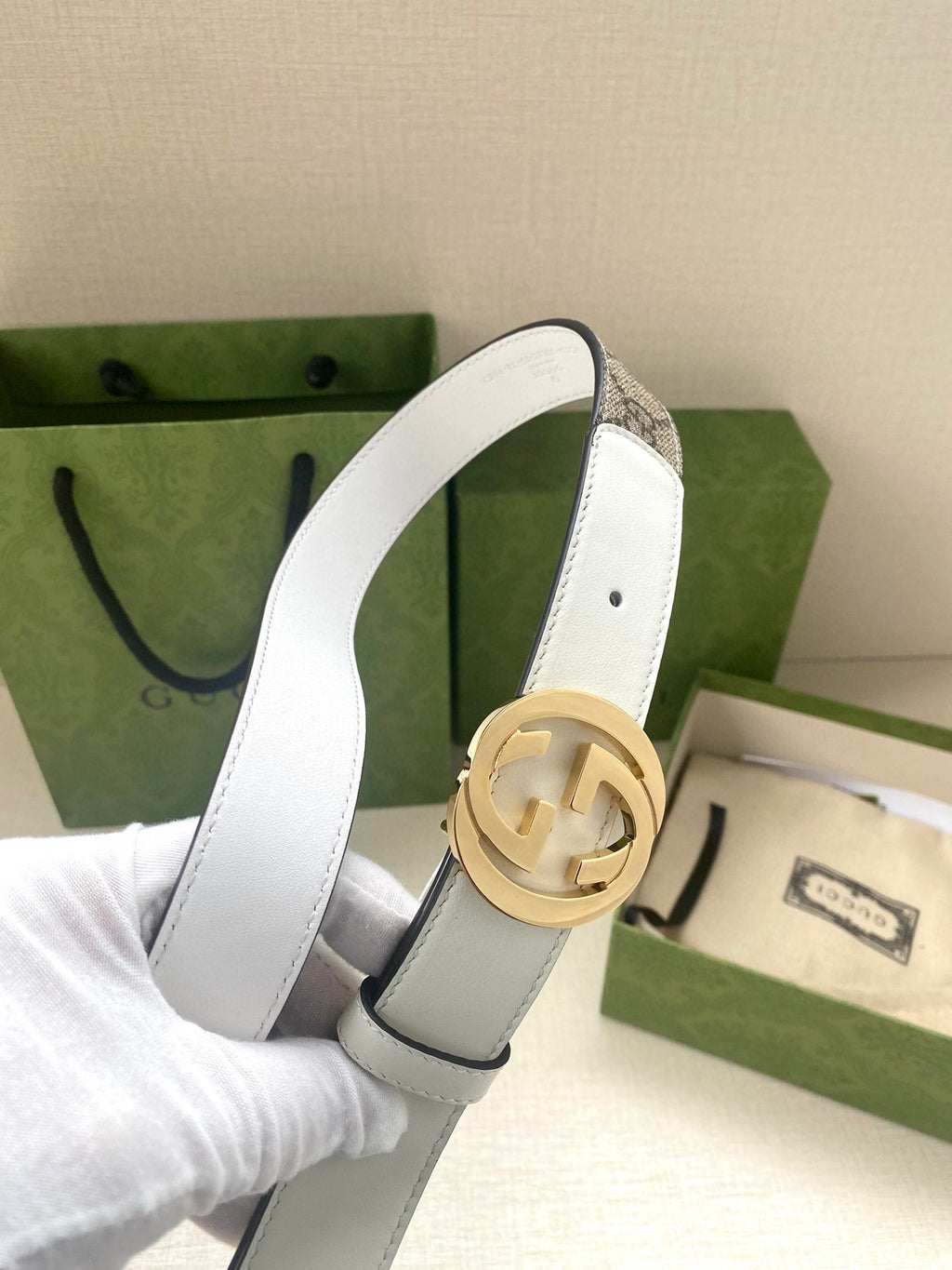 P1W15B152 Popular  High quality belt With full package