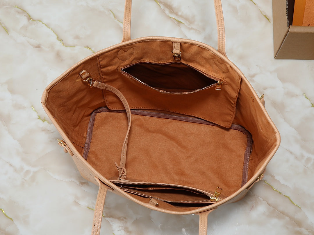 B1P46E92 Popular leather bag
