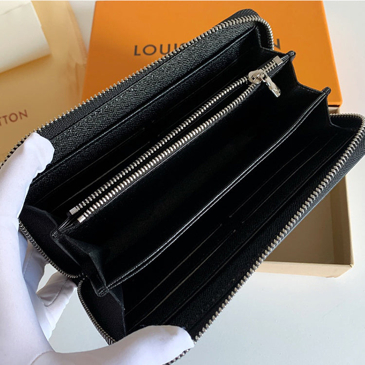 B1P11E04 Popular Leather wallets