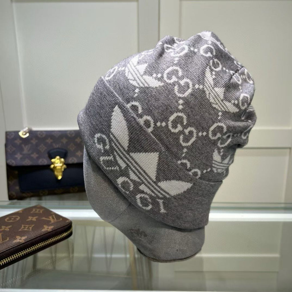 M1R86B84 Popular hats
