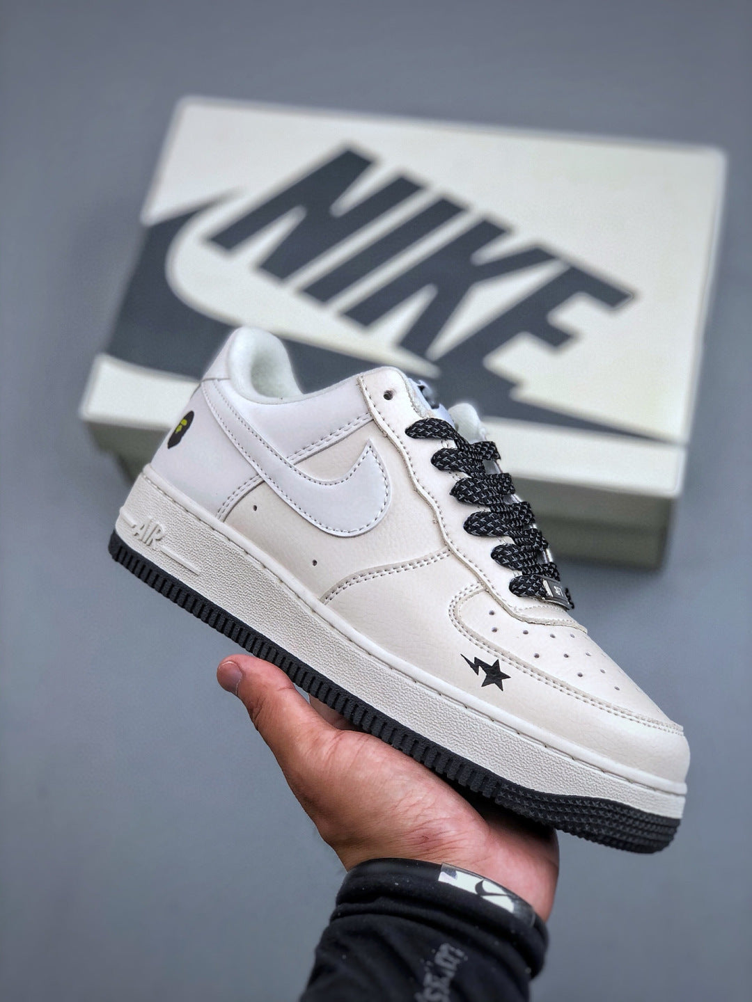 Z4Q95A81 Popular Shoes