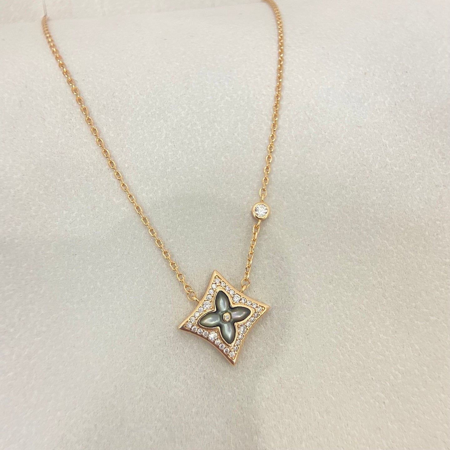 X5N66E1X Popular Necklaces