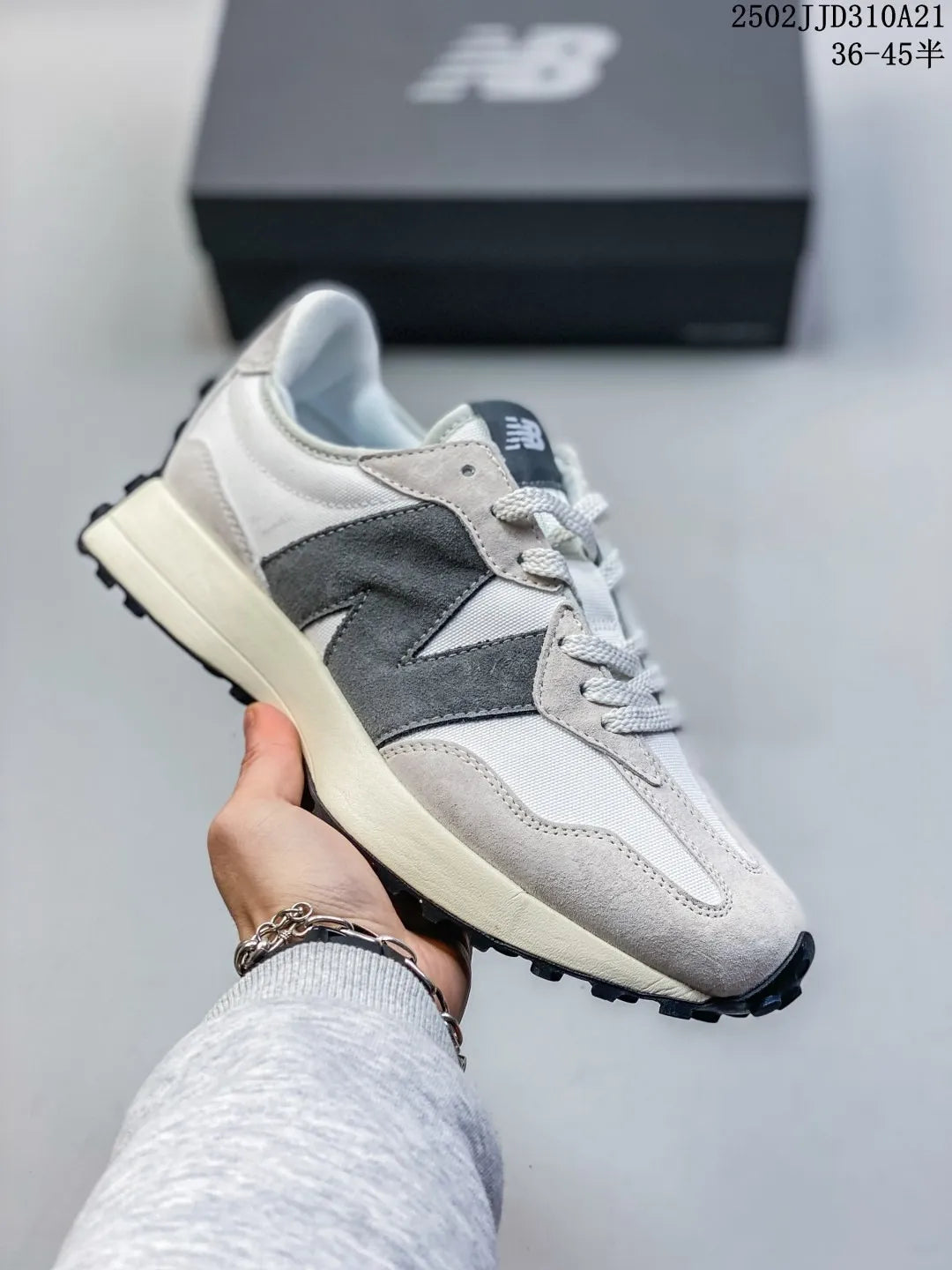 Z4Z35A42 Popular shoes (No box)