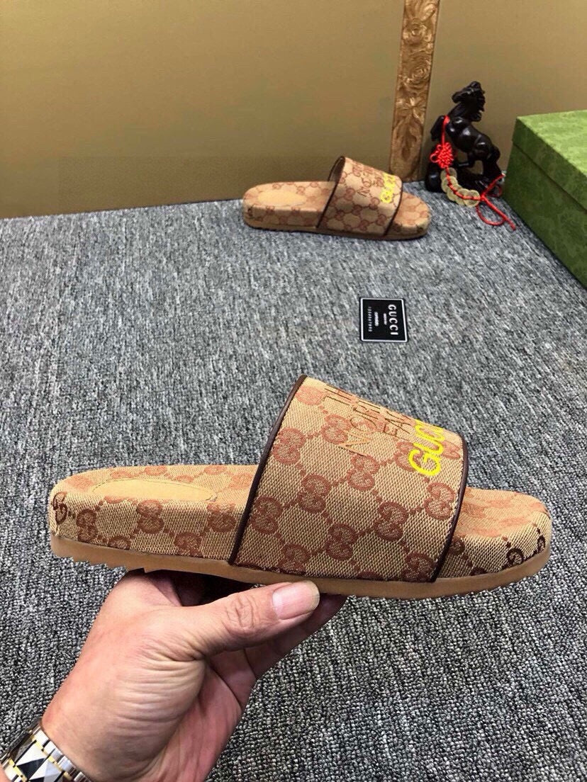 Z5R76B4 Popular Slippers