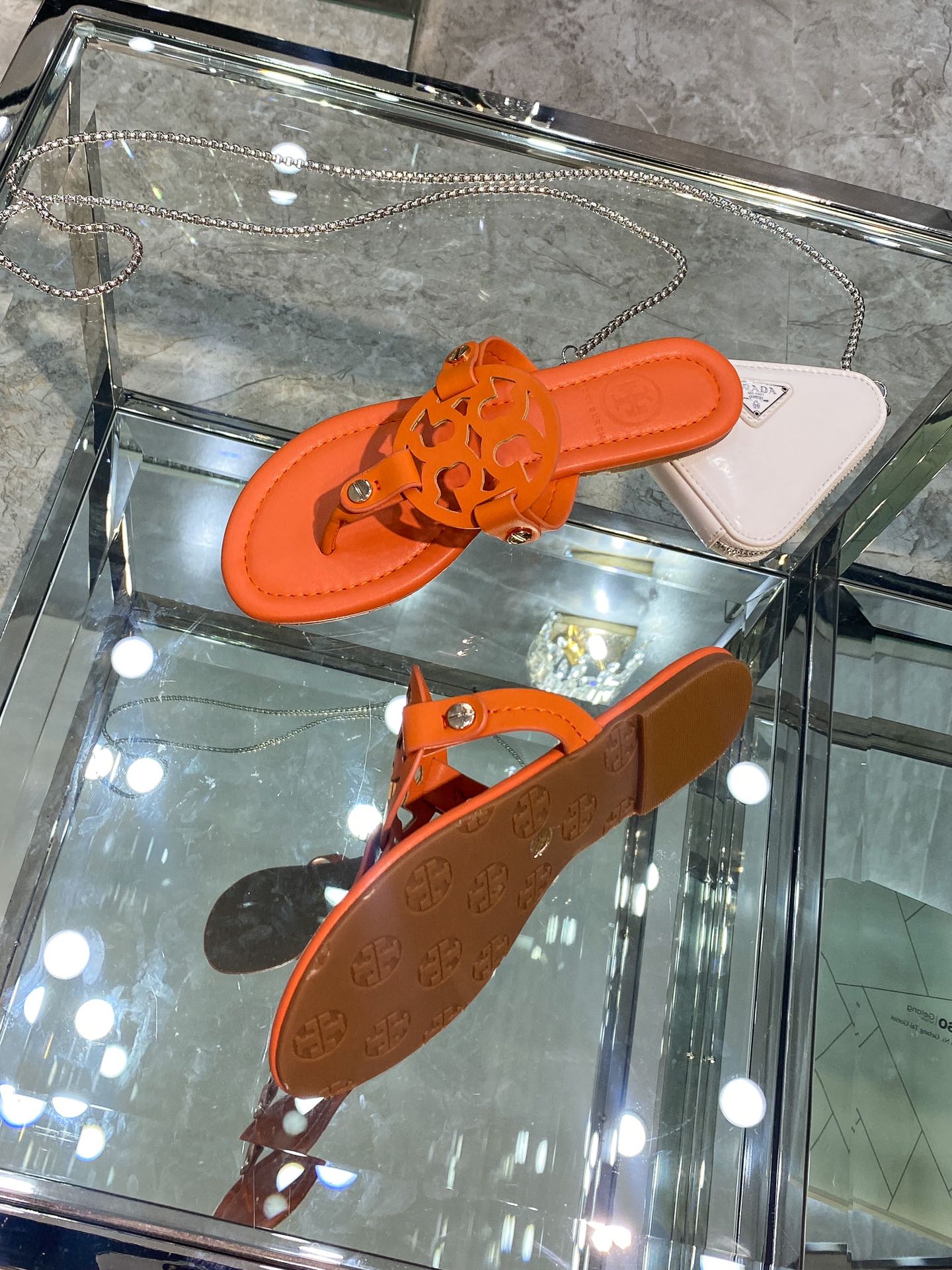 Z2Z85A3  Popular leather Shoes