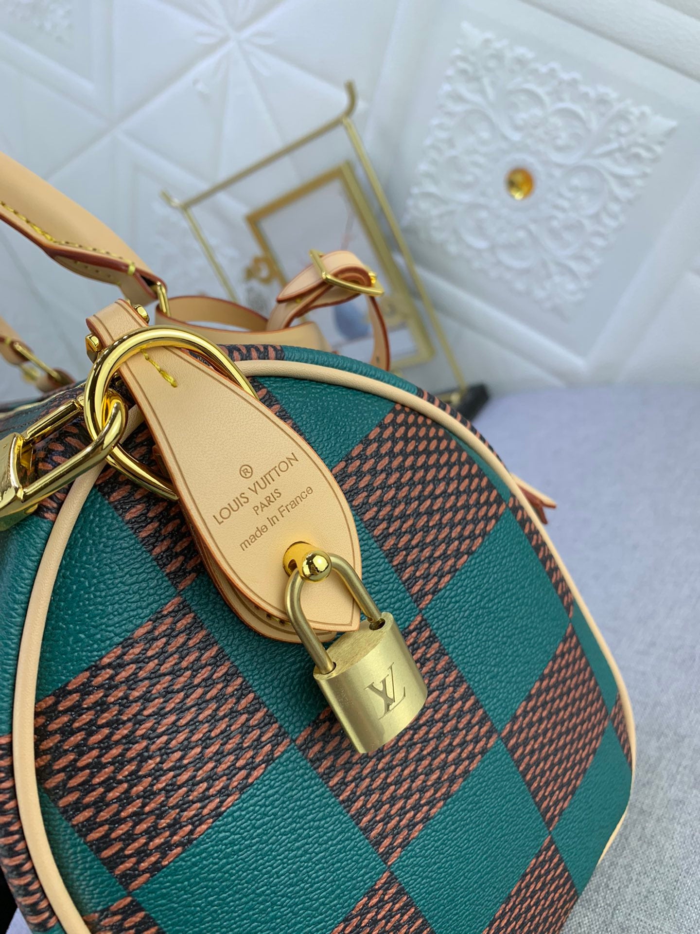 B12X44E269 Popular  leather bag 