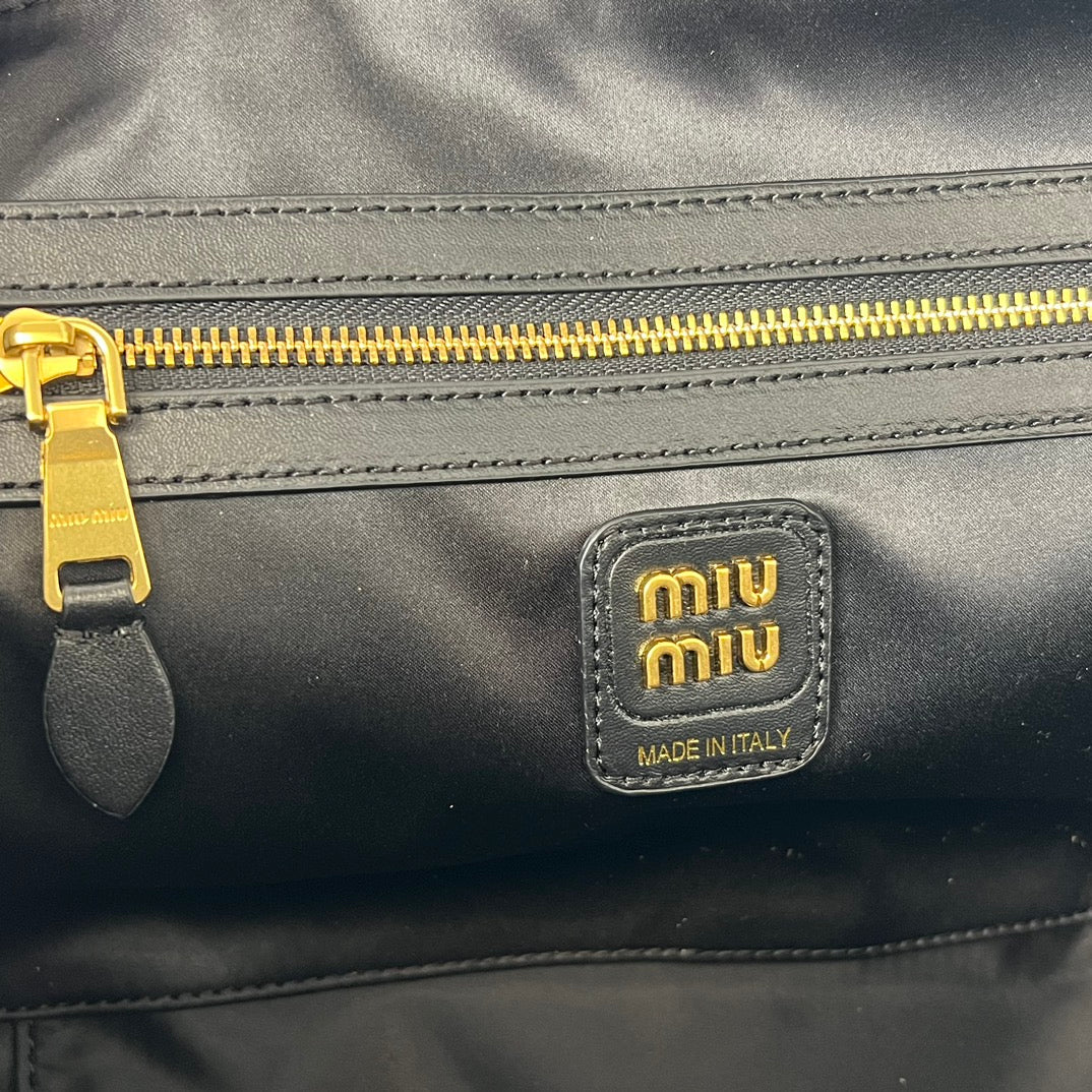 B1R15A46  Popular   bag