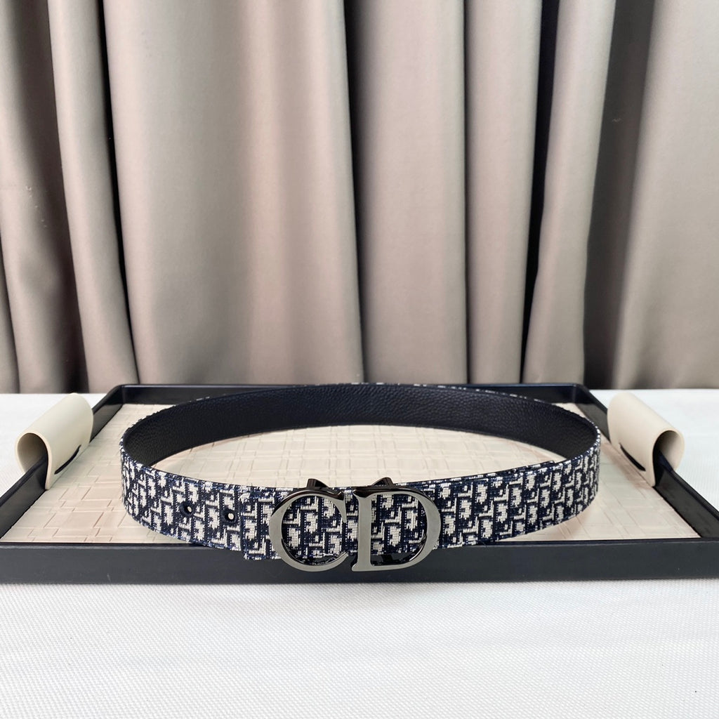 P1Q64D37  Popular    High quality belt With full package