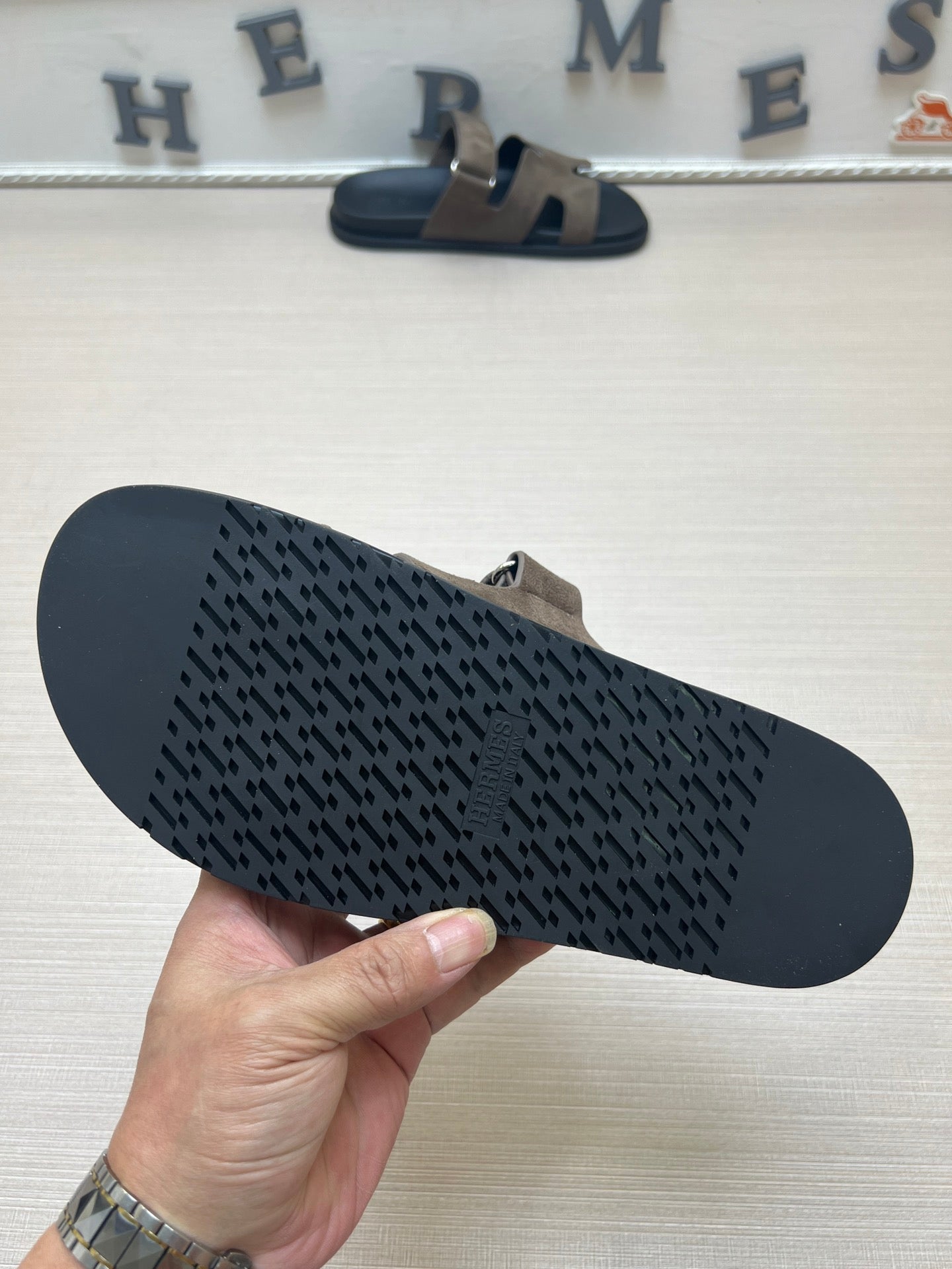 Z5R35H6  Popular Slippers shoes