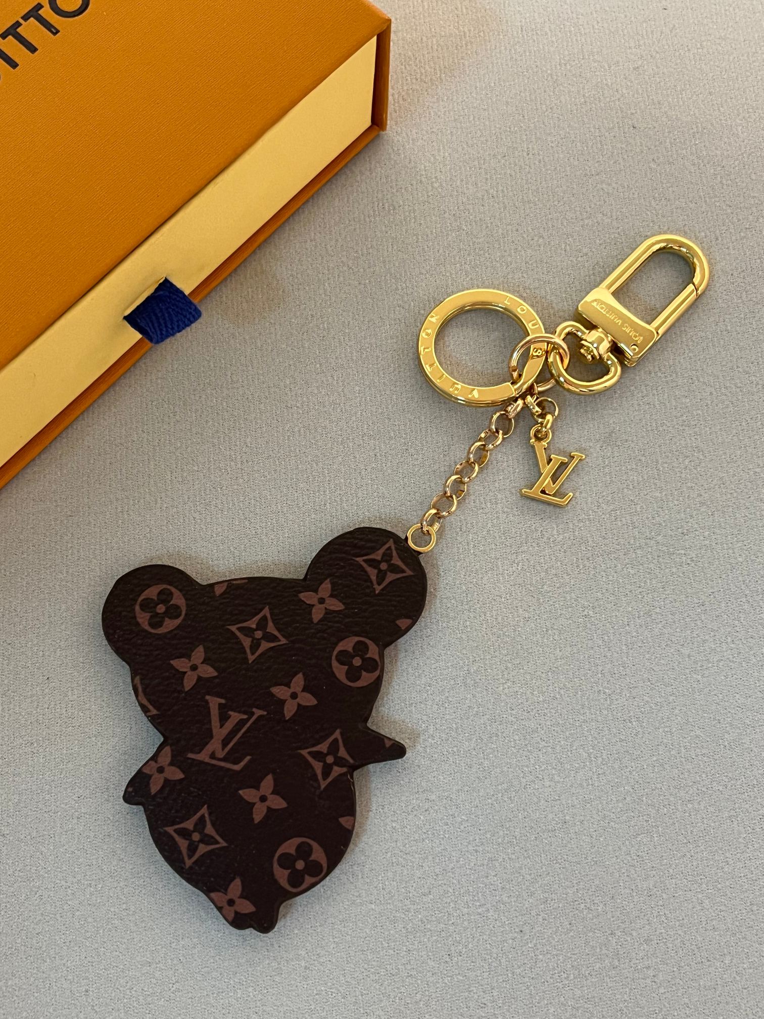 A1Q95E31 Popular bag 's charms accessories