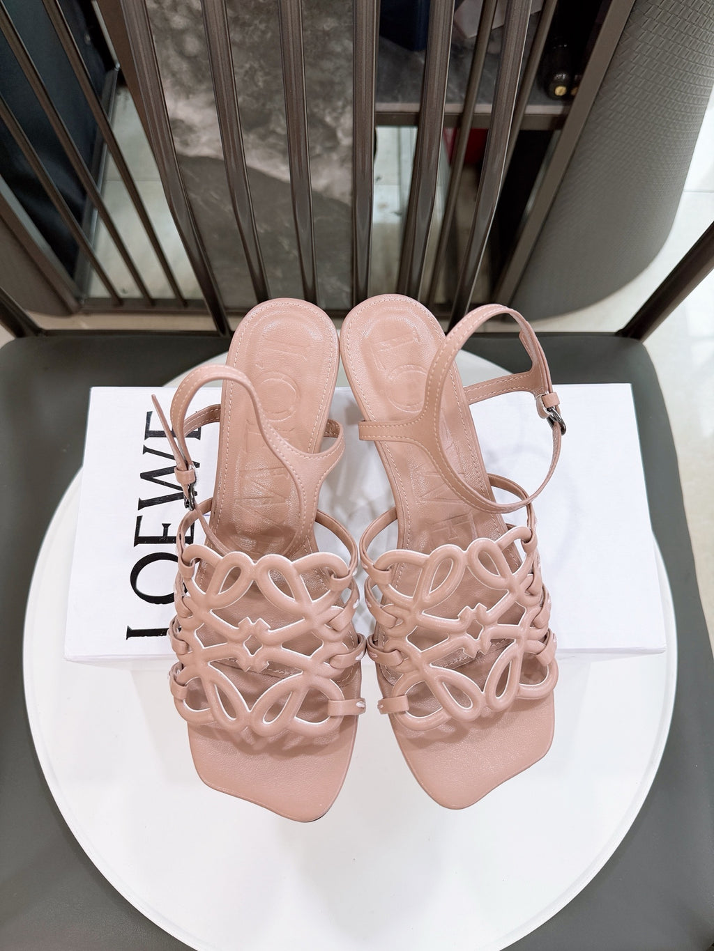 Z2R76A12 Popular high-quality  leather shoes