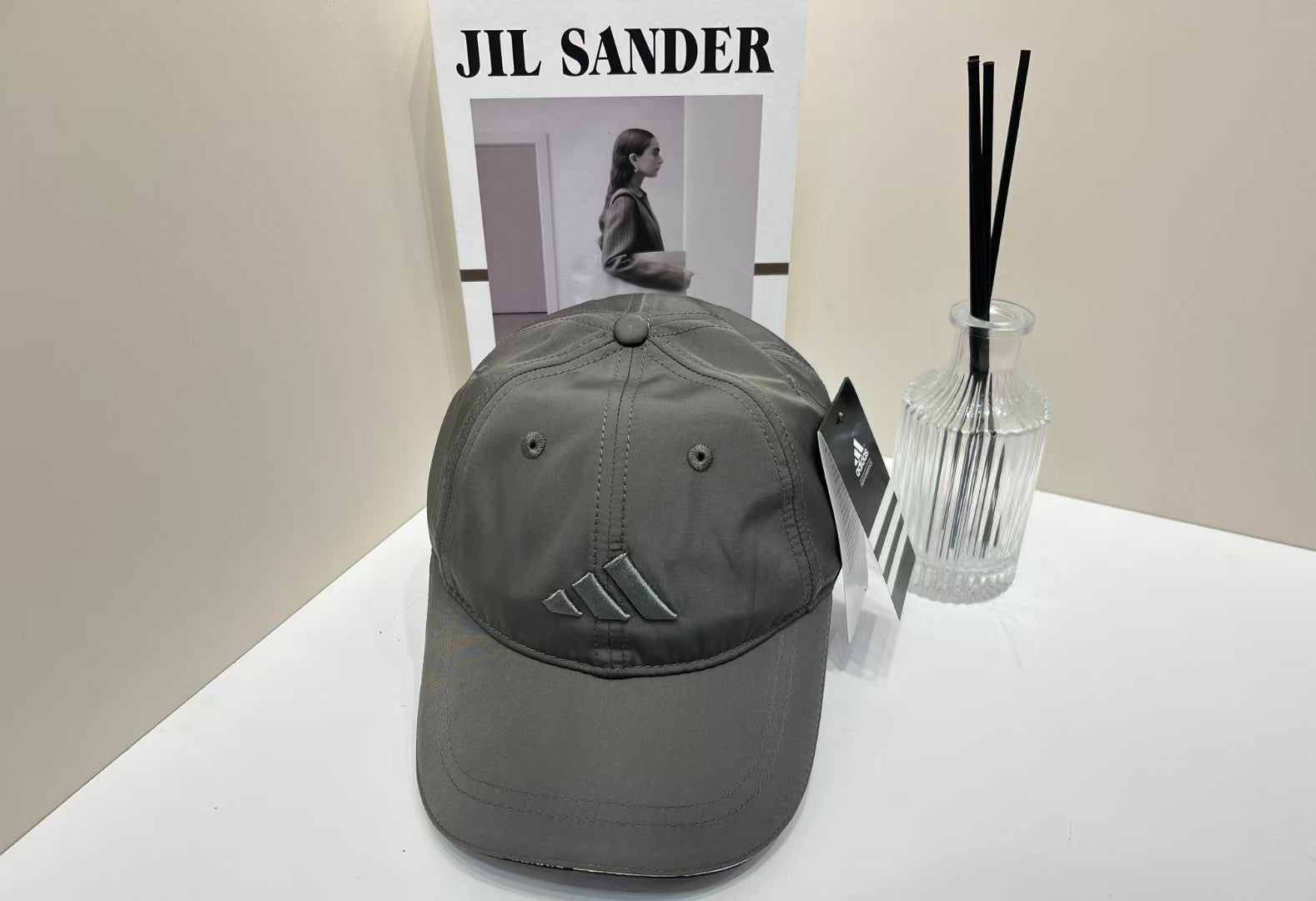 M1Q45A48 Popular hats
