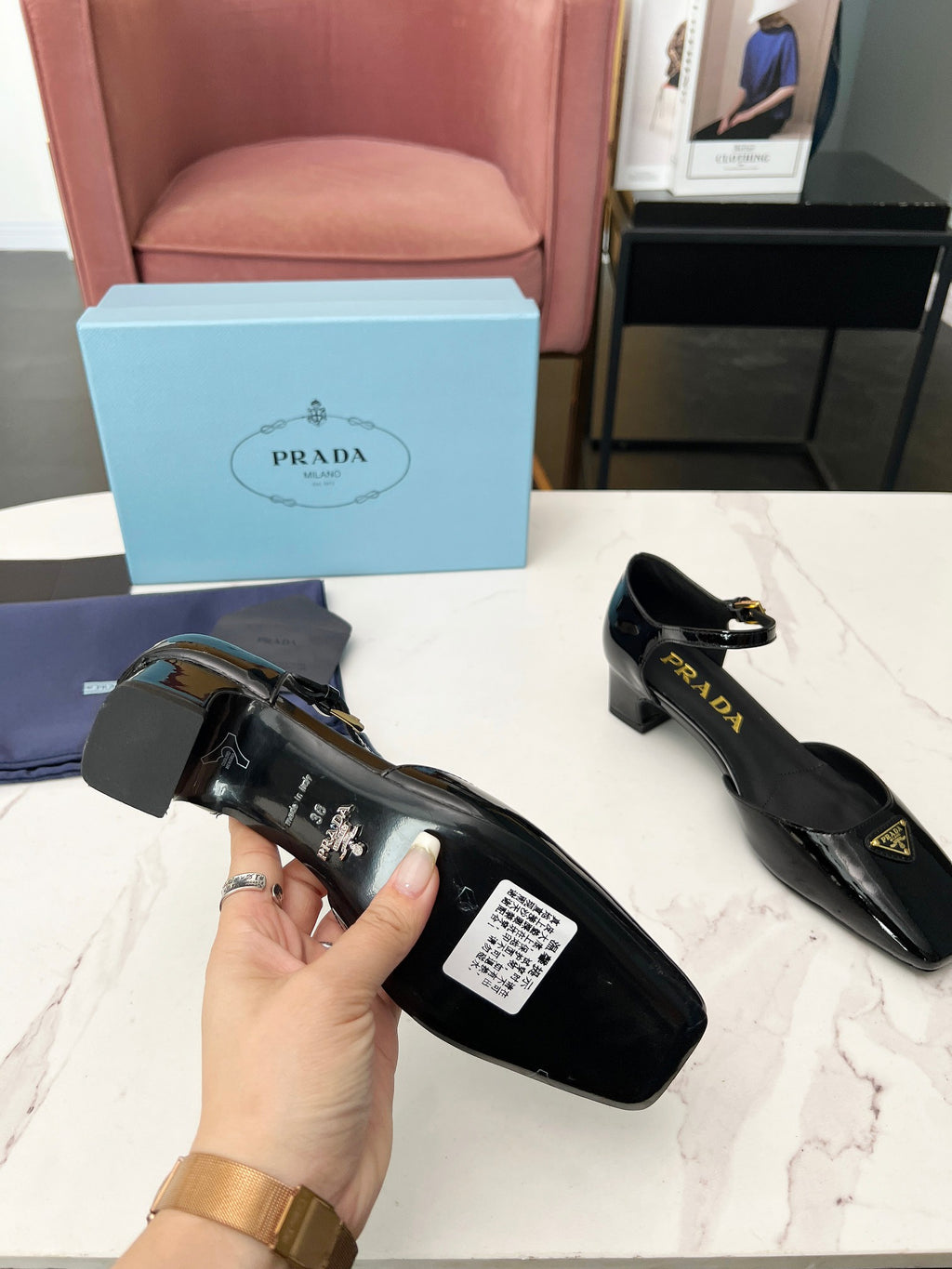 Z2Q105P410 Popular high-quality Shoes