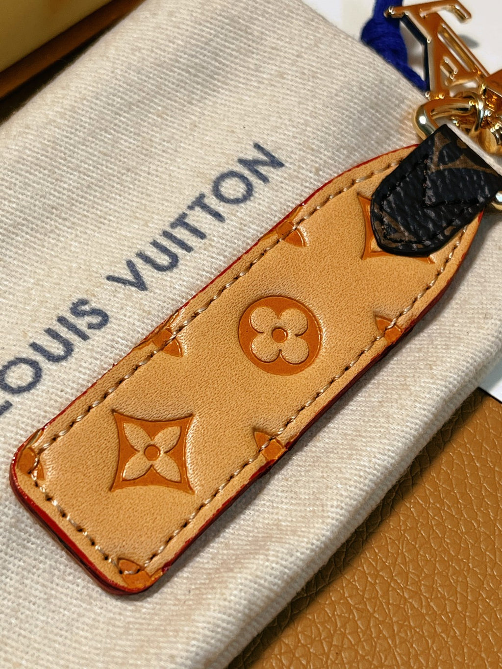A1Q95E8 Popular bag 's charms accessories