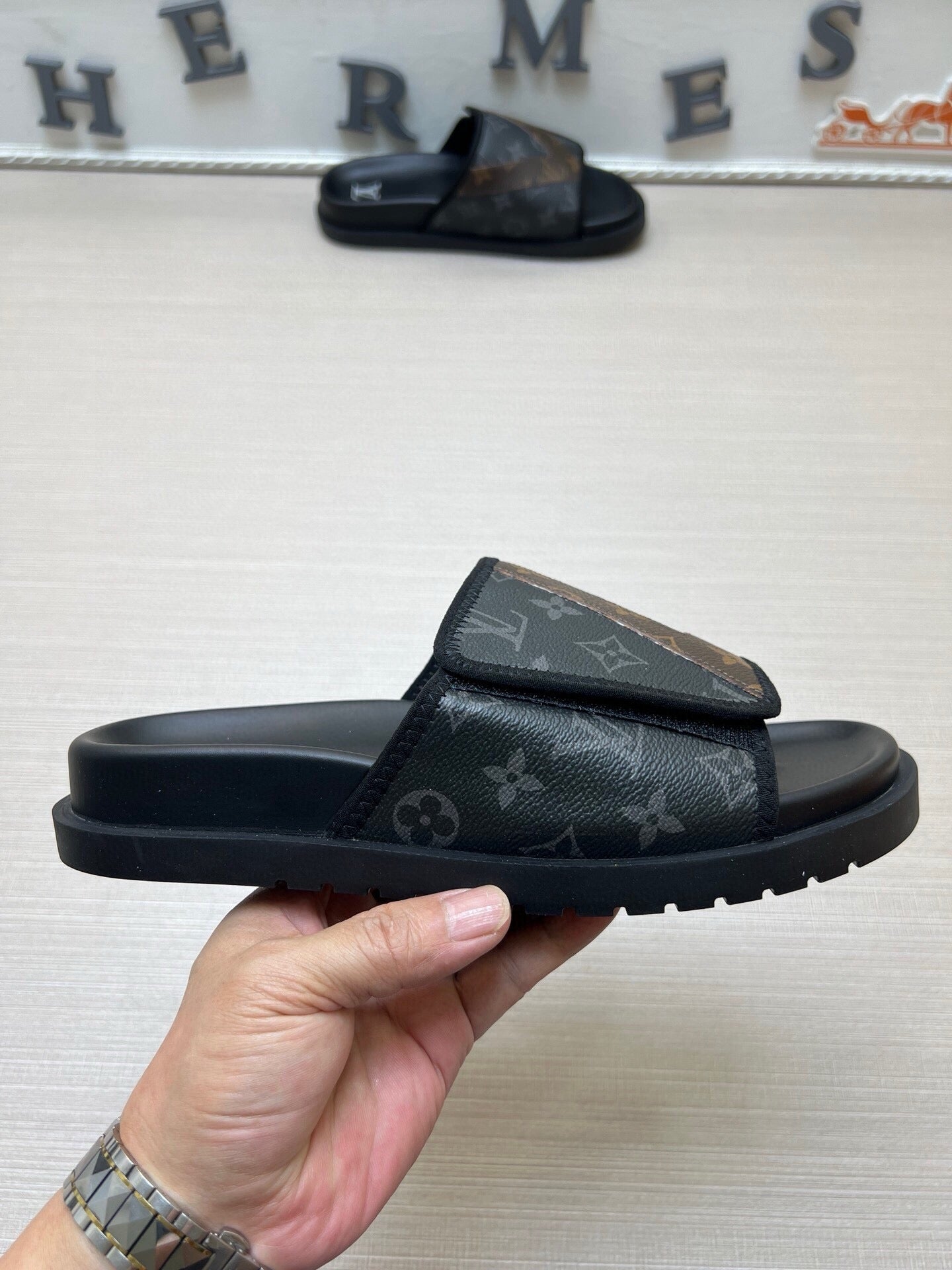 Z5WE251 Popular Slippers