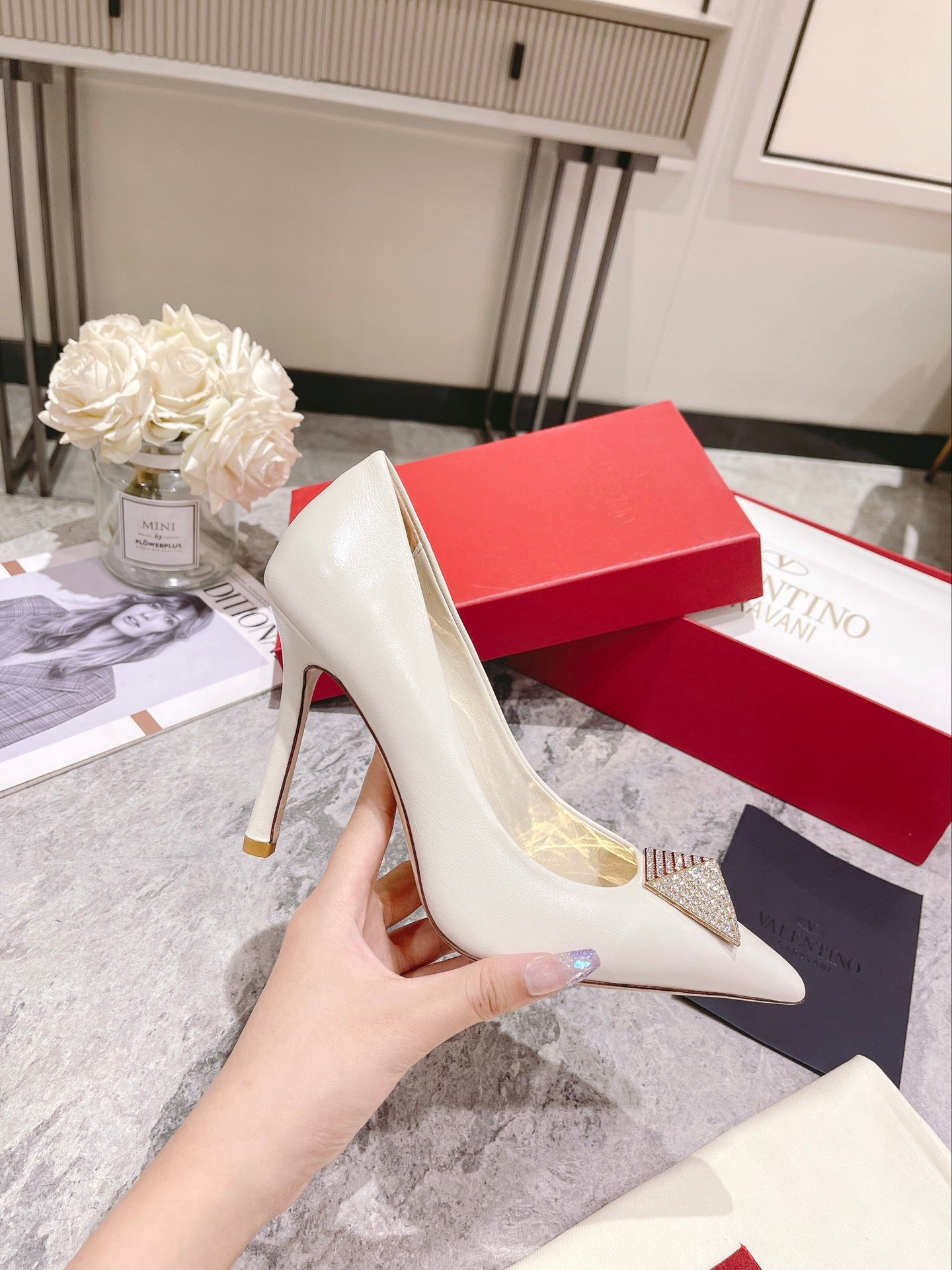 Z1WVL263 Popular sandals High heels