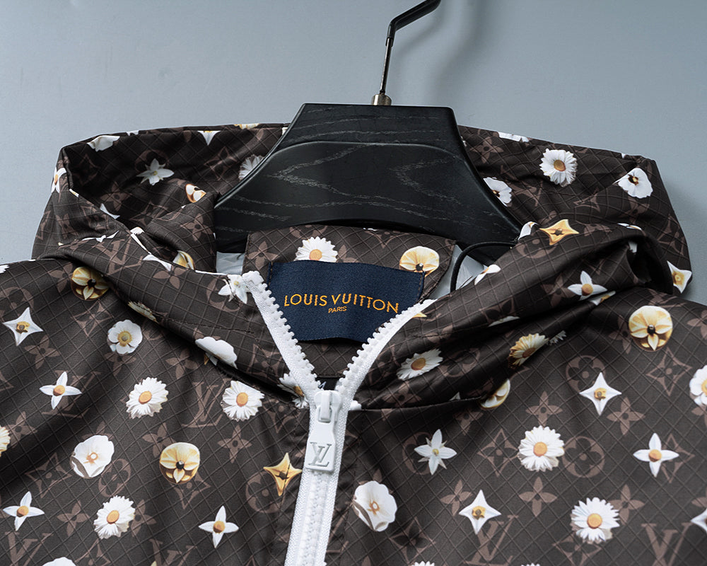U1R86E23 Popular Coats