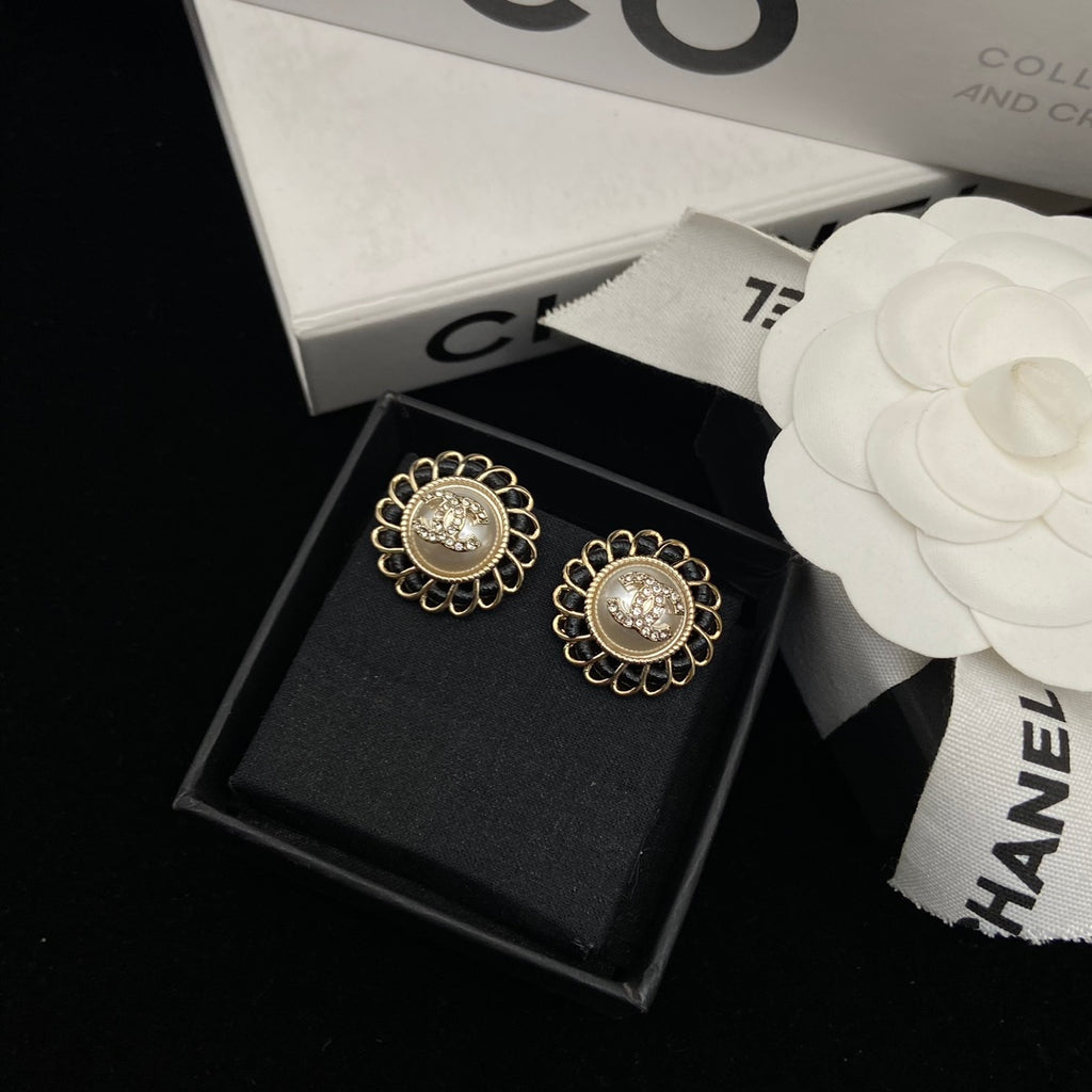 X1Z94C680E Popular Earrings