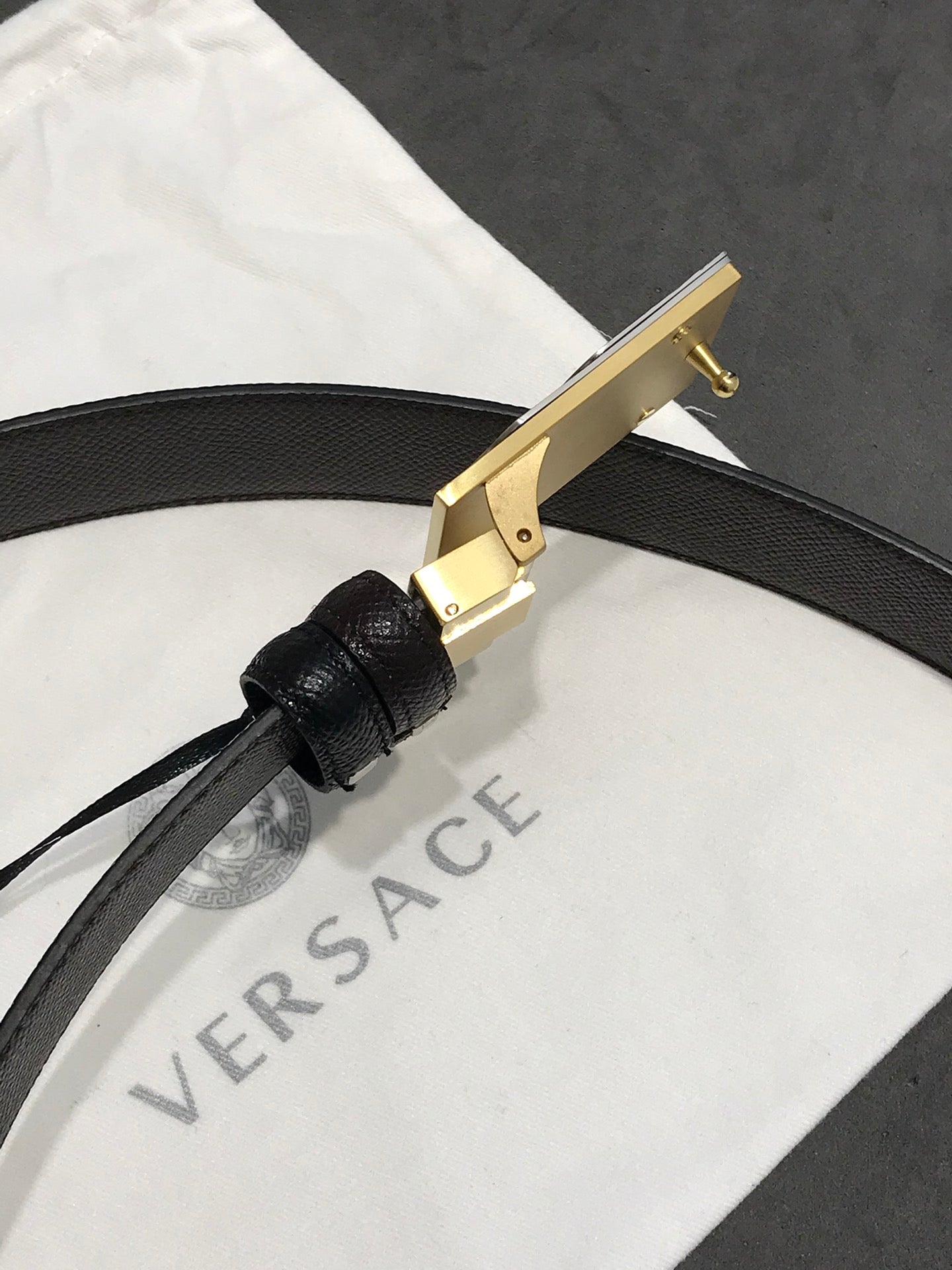 P1Q64V84 Popular  High quality belt With full package