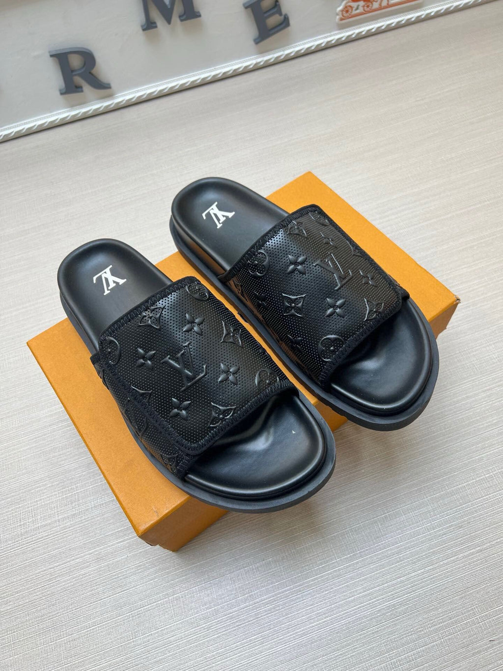 Z5WE253 Popular Slippers