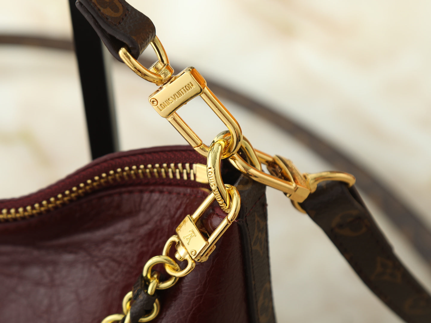 B1N86E7 Popular leather bag