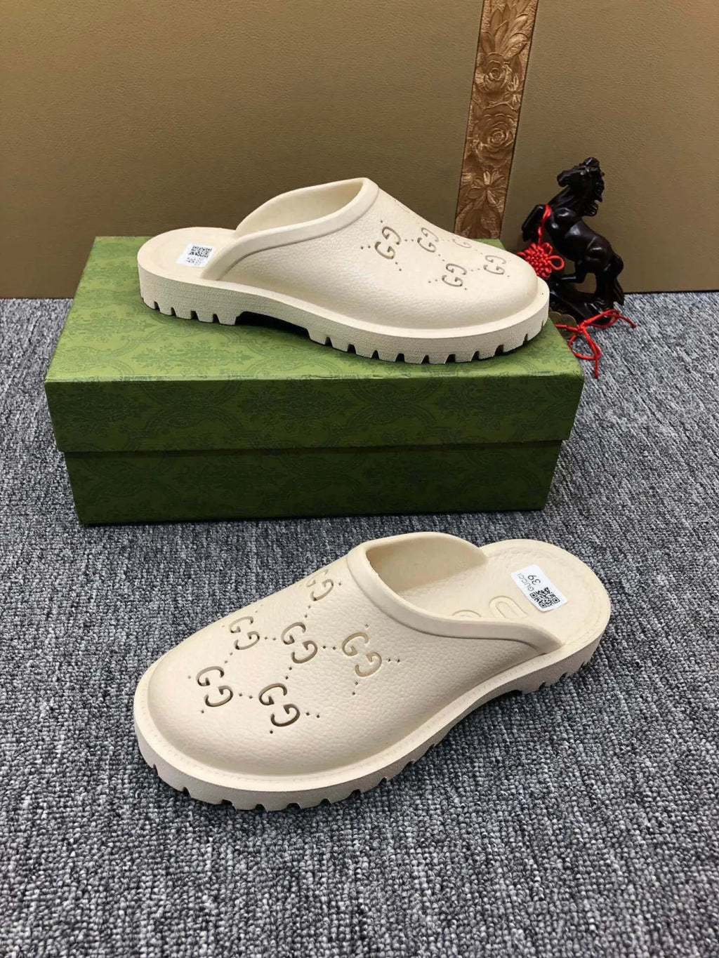 Z5WB243 Popular Slippers