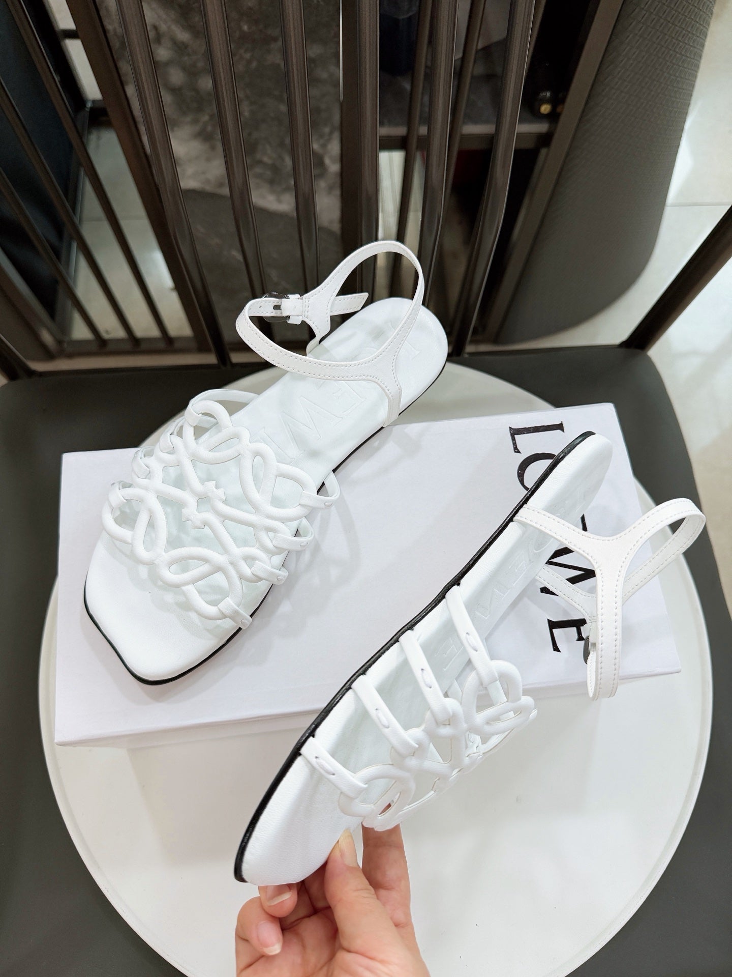Z2R76A11 Popular high-quality  leather shoes