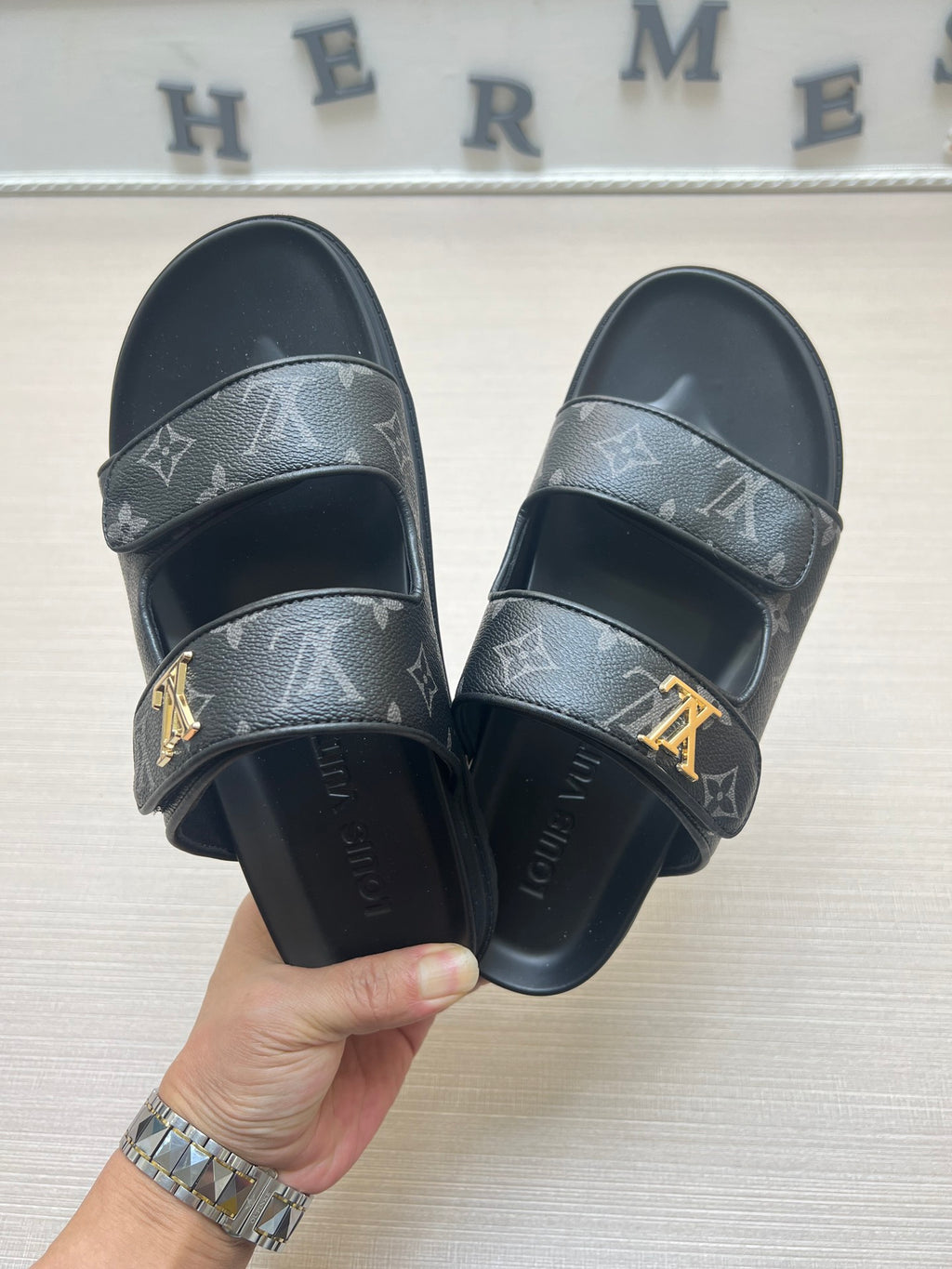 Z5ZE11 Popular slippers
