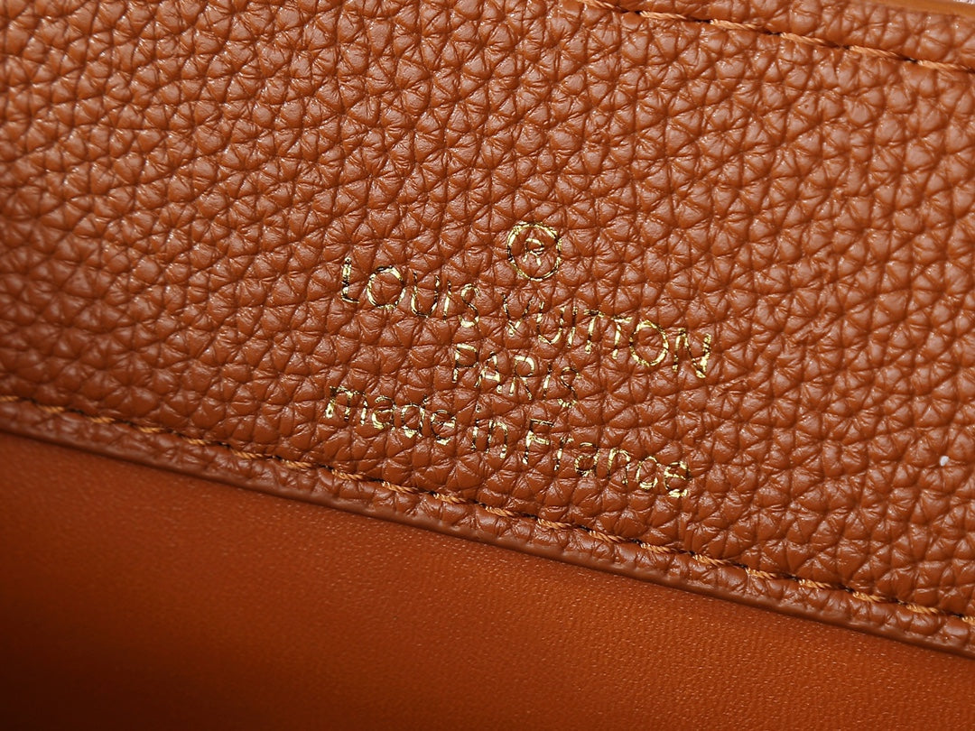 B1P46E46 Popular leather bag