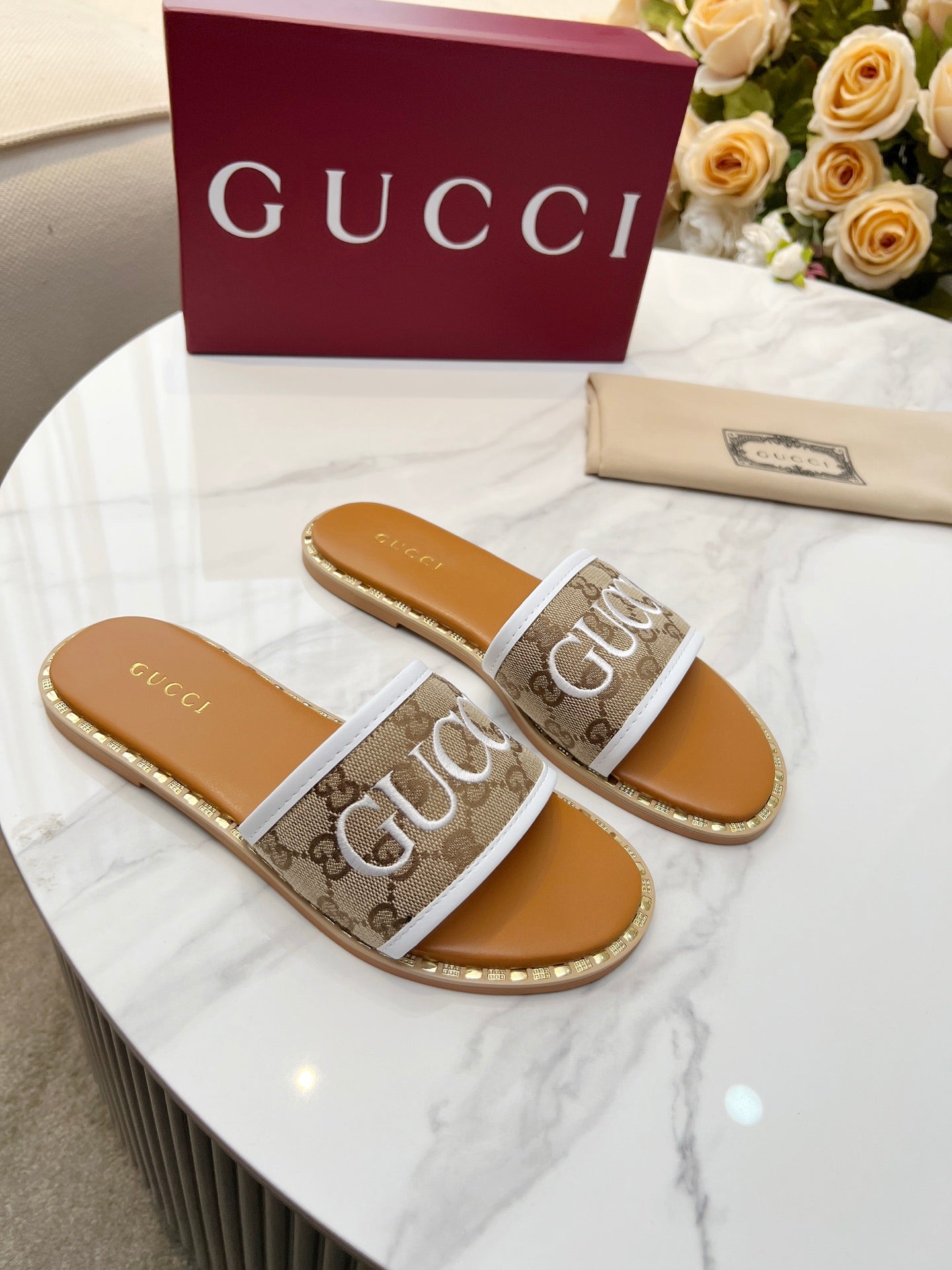 Z2Q55B29 Popular high-quality  Shoes