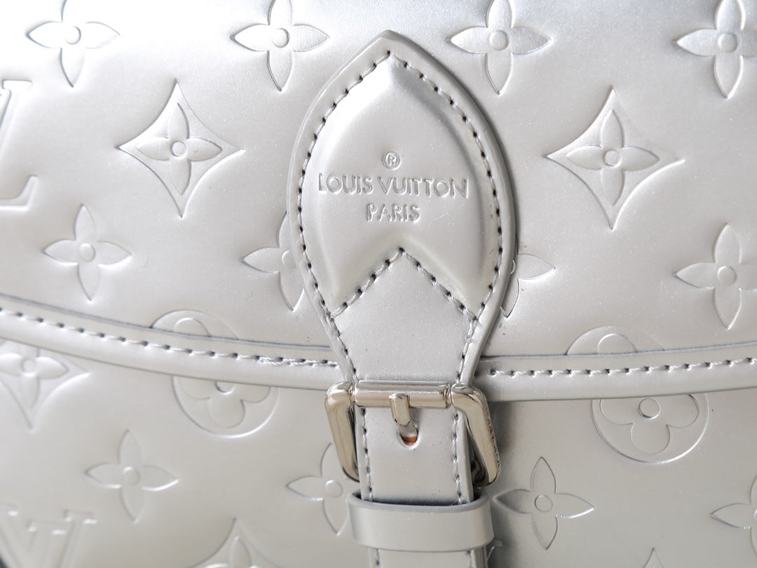 B1P36E41 Popular leather bag