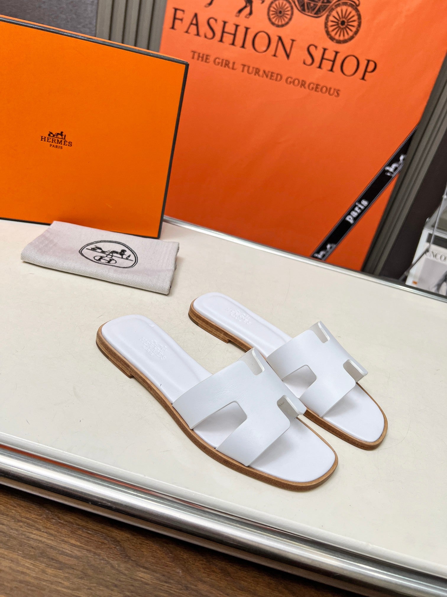 Z2Z85H12  Popular leather Shoes