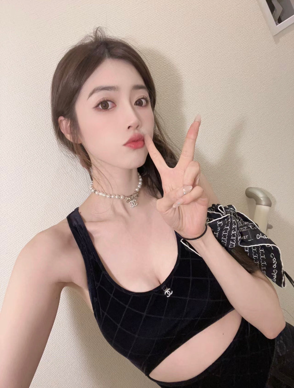 X1Q85C243X Popular Necklace