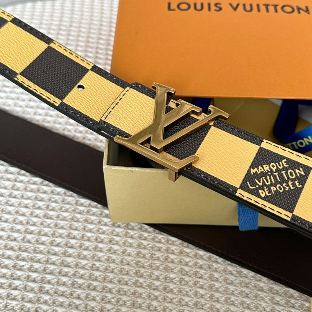 P1Q64E149 Popular High quality belt With full package