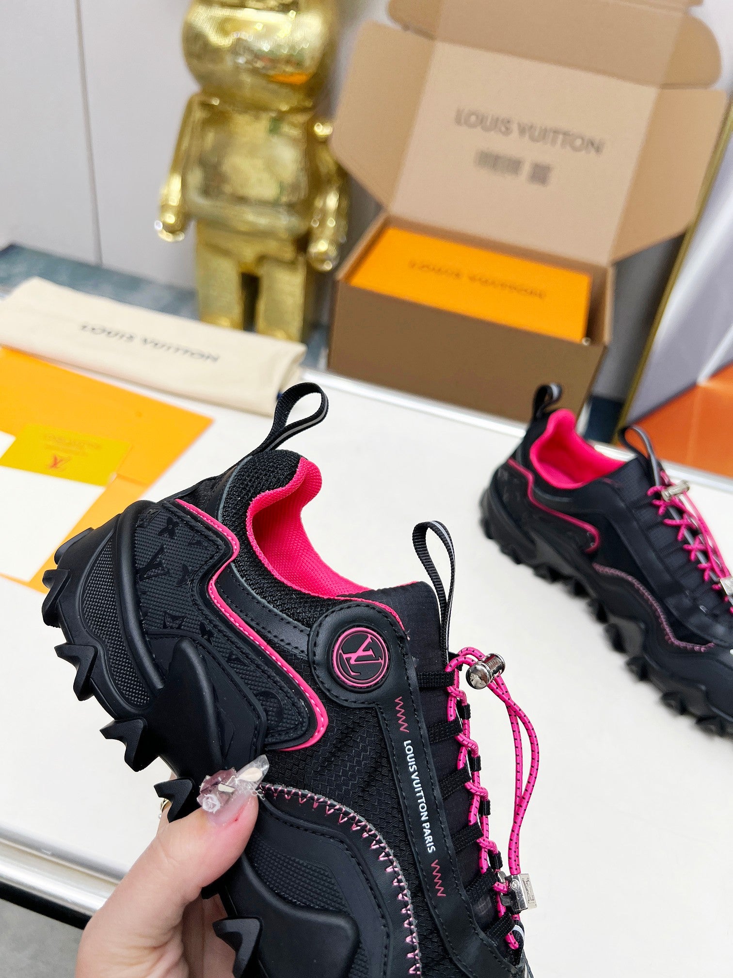 Z2Q105E286 Popular high-quality Shoes
