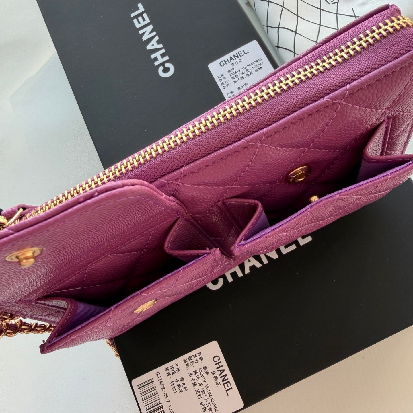 B1P46C22 Popular leather bag