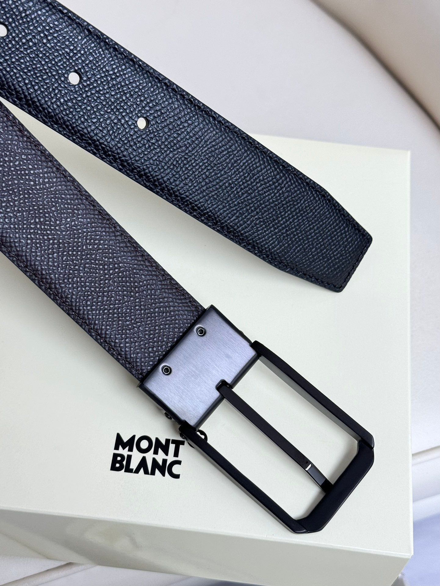 P1R55A236 Popular  High quality belt With full package