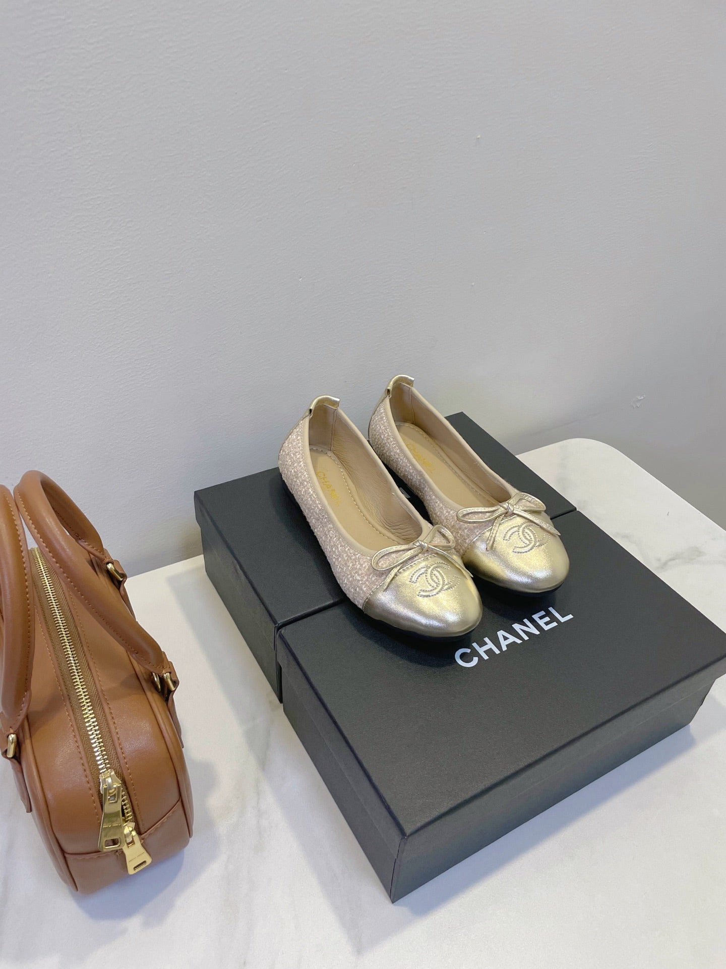 Z2Q95C107 Popular high-quality  shoes