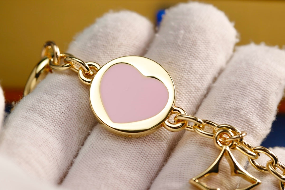 A1Q105E17 Popular bag 's charms accessories
