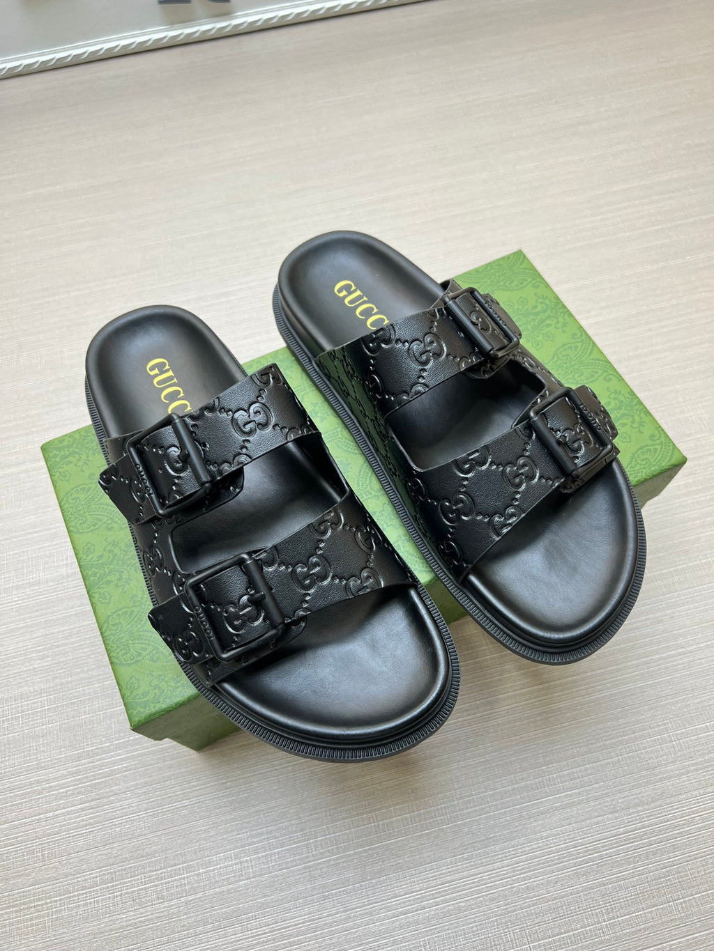 Z5ZB91 Popular slippers