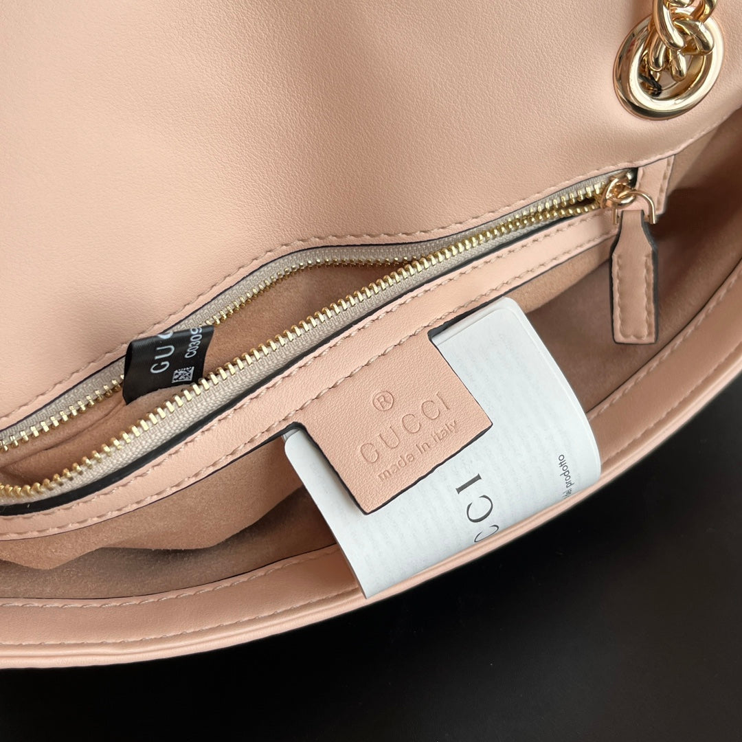 B1P36B69 Popular leather bag
