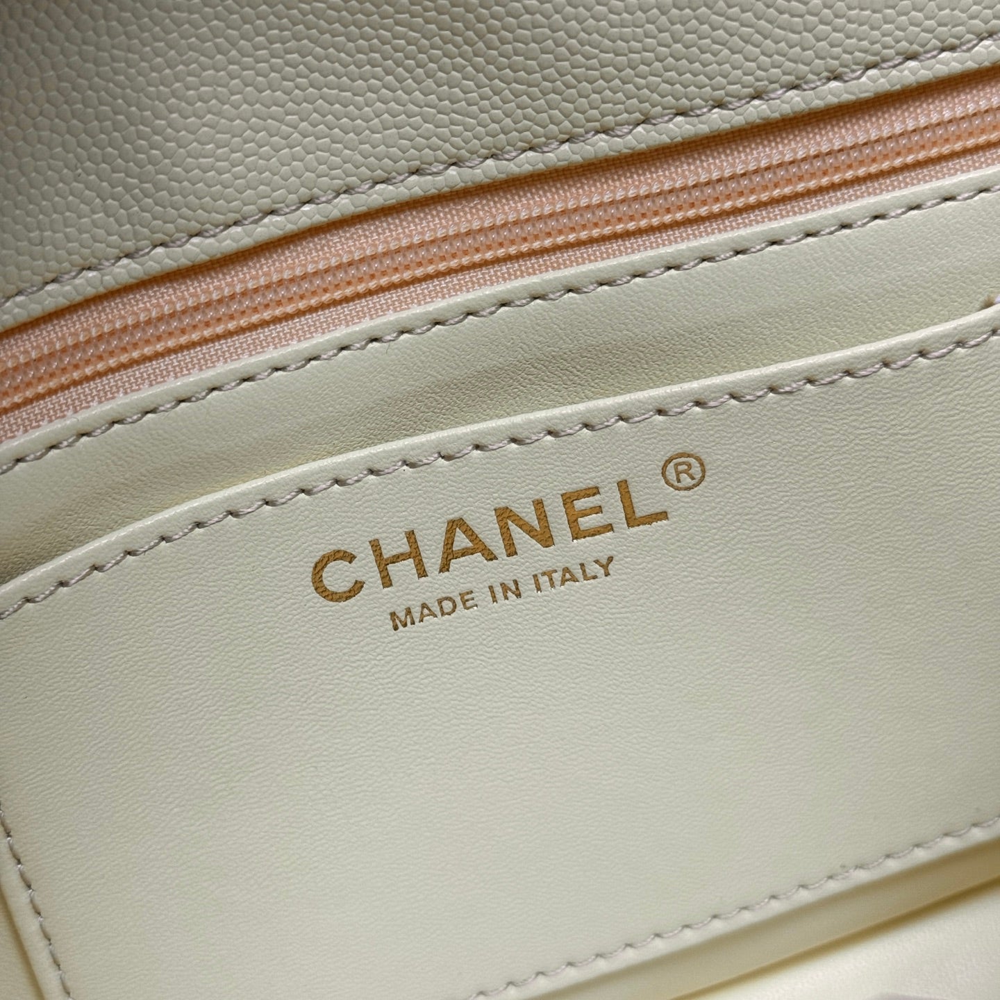 B1X46C2 Popular leather bag