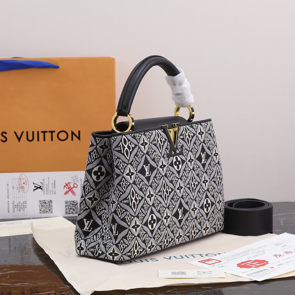 B1X54E441 Popular  leather bag