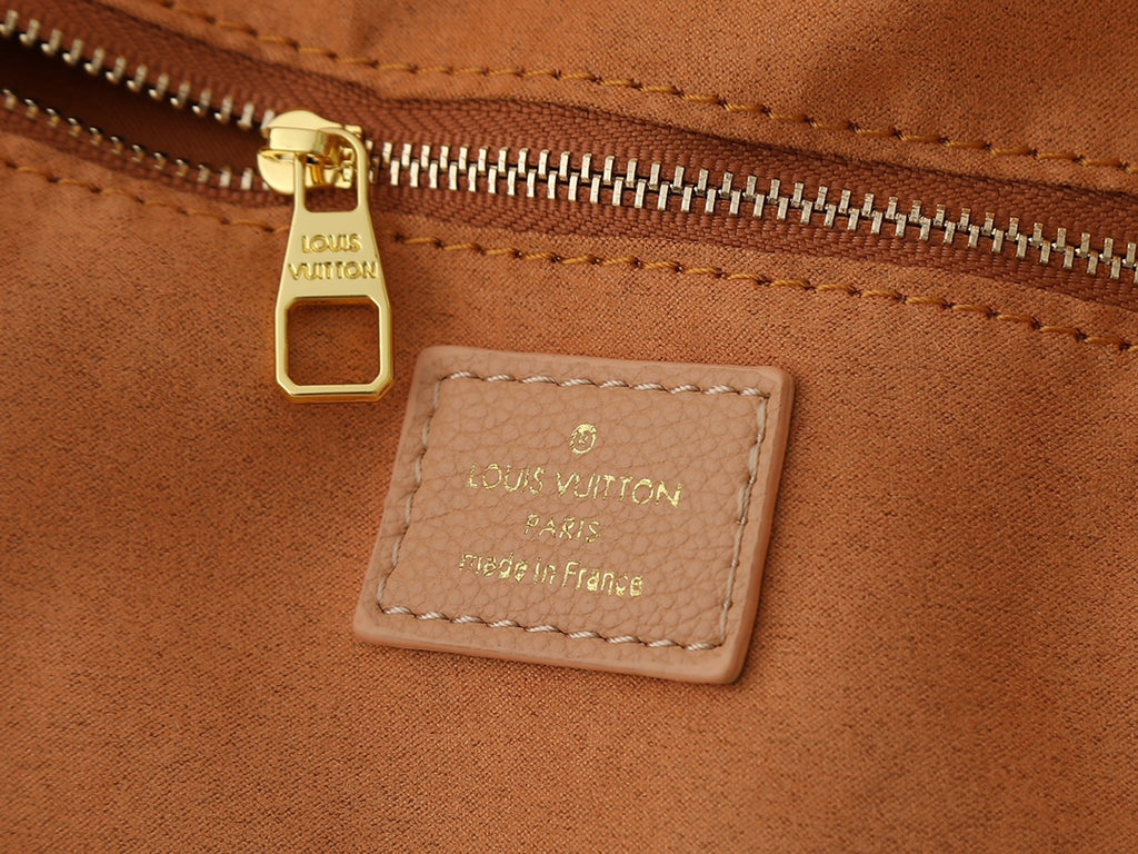 B1P46E92 Popular leather bag